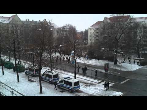 Gegendemonstranten am 19. Februar 2011 Dresden