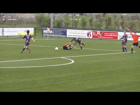 28 apr 2012 VV De Meern B1 - VVSB B1 com 4-0 Tim gevloerd; penalty