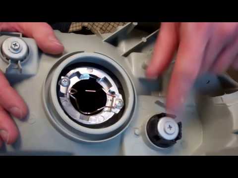 How to fit adjustment motor to rear of Depo headlight on Toyota Hilix Mk6 / Vigo pickup