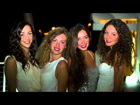 download lagu mp3 mp4 Selini Italy Design, download lagu Selini Italy Design gratis, unduh video klip Selini Italy Design
