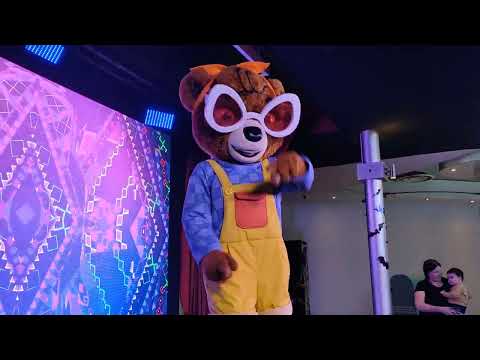 Seaside Squad : Let's Dance With Jaz Hafan y mor October 2023