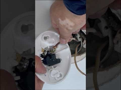 HOW TO INSTALL A CLOSET  PULL CHAIN LIGHT FIXTURE