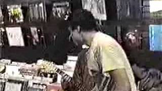 the reatards - no one stands me