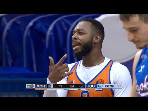 Taylor Smith makes the block, Jacob Pullen scores the AND-1 two-pointer (Mornar - Igokea, 3.1.2021)