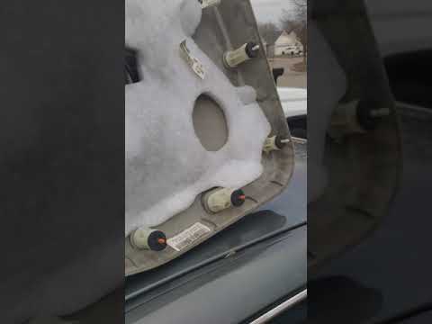 Buick lacerne rear door latch