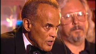 Harry Belafonte and Arlo Guthrie Induct Pete Seeger into the Rock and Roll Hall of Fame