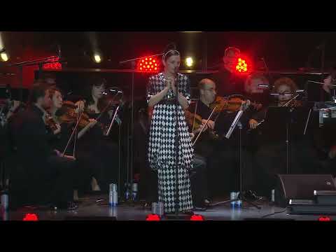 Mimi - Si, mi chiamano Mimi - G. Puccini (La bohème)