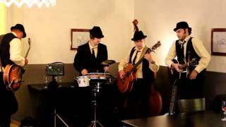 1-The Yellow Dogs, "You can't judge the book by the cover", Bob Diddley & Willie Dixon cover