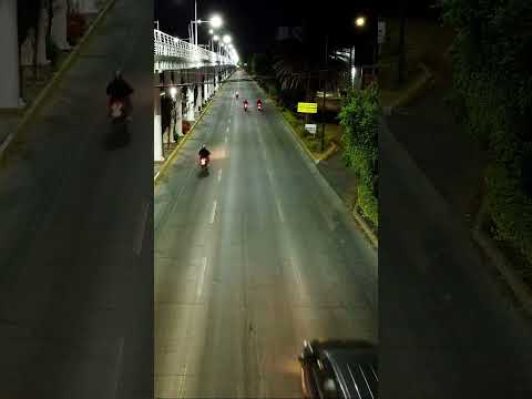 CFMOTO 300SR VS PULSAR NS 200 😍😎