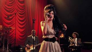 Amy Winehouse - Cherry (live in London)