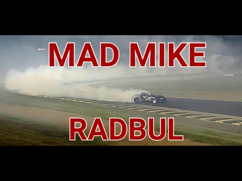 Mad Mike drifting his 3 rotor mx5