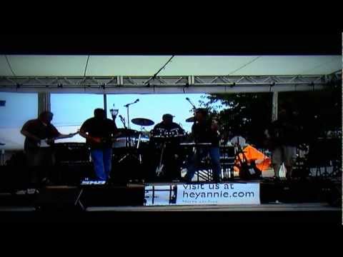 HEYANNIE-LOST WITHOUT A SOUL-NILES BURN RUN 2011.MPG