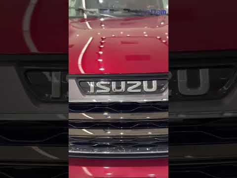 ISUZU DMAX HAY MUX -  PROFESSIONALS hay EMOTIONAL