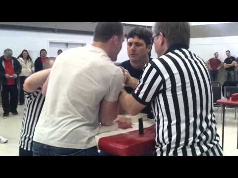 Randy Bayers vs Chris Scott (right hand)