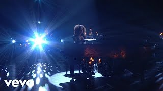 Alicia Keys - Moonlight Sonata (Piano &amp; I: AOL Sessions +1)