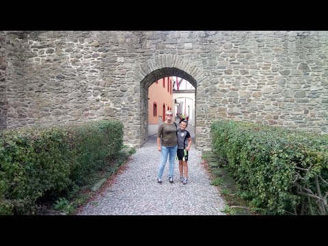 Město Polička, městská brána a městské hradby věnneho města Polička