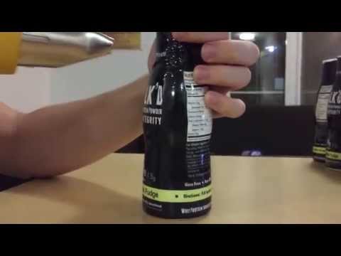 How to apply a pvc shrink sleeve label to a bottle