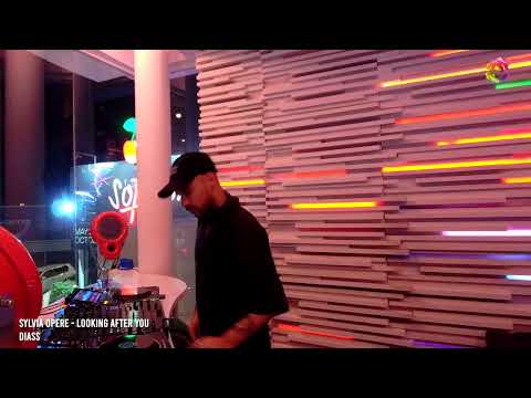 Sylvia Opere' - Looking After You - Diass