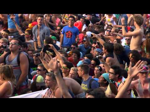 Chuckie ft  MC Roga at Tomorrowland 2012