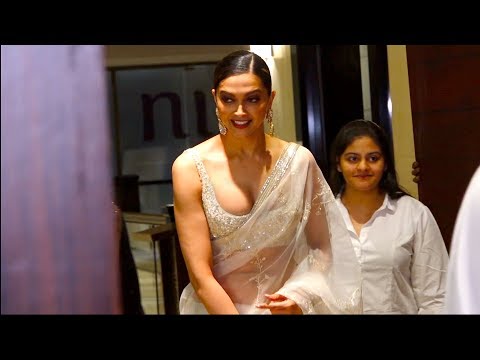 download lagu mp3 mp4 Deepika In White Saree, download lagu Deepika In White Saree gratis, unduh video klip Deepika In White Saree