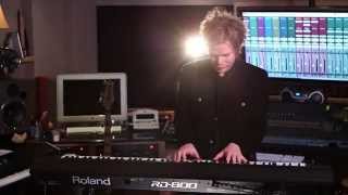 Video thumbnail for Roland RD-800 Stage Piano Artist Impressions | Full Compass by Full Compass
