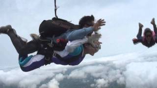 preview picture of video '2011年07月24日 SkyDiving Tandem in Fujioka'