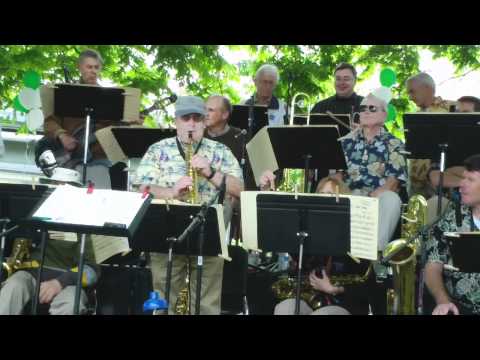 "exactly like this" rey vinole swing band