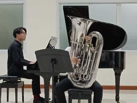Solo etude for tuba and piano