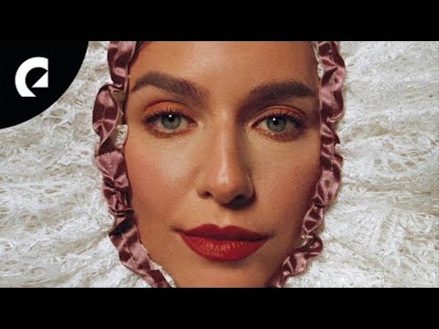 Caro Luna - A Mi Madre (Official Music Video) (Royalty Free Music)