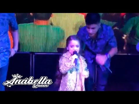 Anabella Queen - Escape de Corina Smith y Gustavo Elis