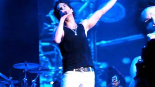 Train - &quot;Ramble On&quot; / &quot;Walk on the Wild Side&quot; Hollywood Bowl 07/25/11 HD