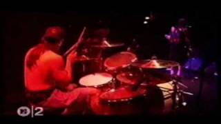 Less Than Jake - 08 - Suburban Myth Live at the Astoria