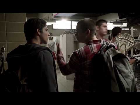 [2x02] Scott + Stiles talk about the next full moon, Scott senses Isaac - Teen Wolf