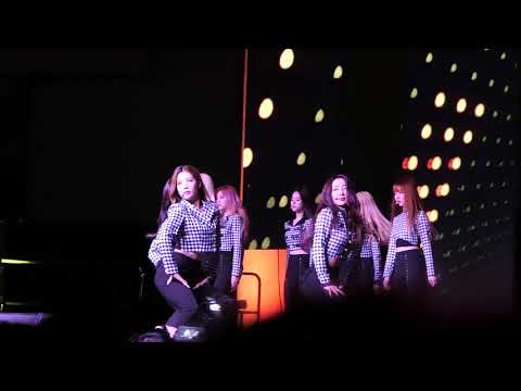 2019.08.16 KCON LA - ROOKIES Event - LOONA (이달의 소녀) - Favorite - Fancam (직캠)