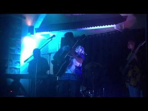 "Axu ta tite //in /kha ta ni ra /howa #ga" Axue