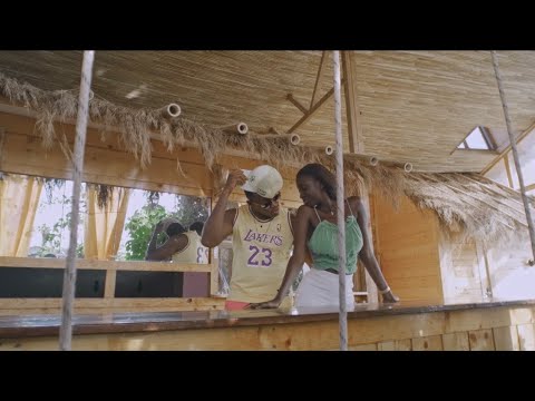 AMOURNI-Zeus MobJack Clip Officiel