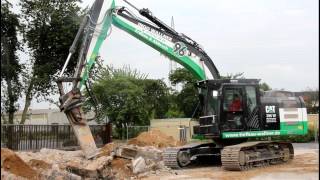 preview picture of video 'Bagger in Aktion - Caterpillar Hannover 96 Bagger'