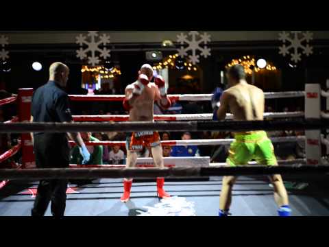 Mateusz Sarwuta (Red Shorts) vs Craig Stewart