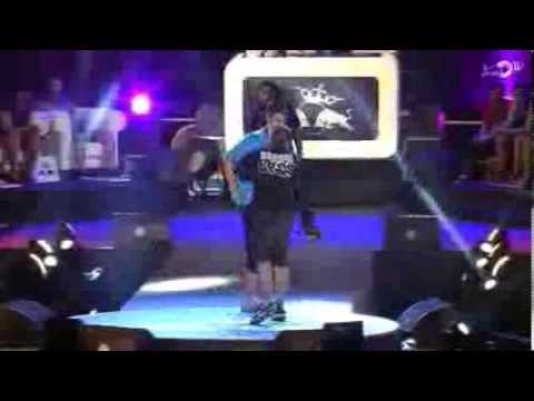 Chuty vs Khan  Octavos  Final Nacional  2013 Batalla De Gallos