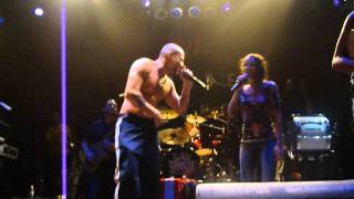 Calle 13 - Fiesta de Locos - House of Blues 2011 (Outro)