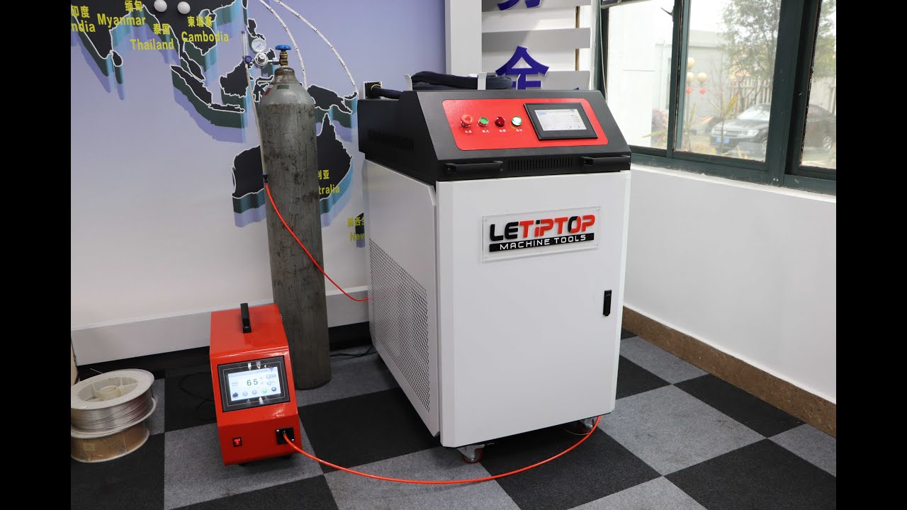 China Handheld Fiber Laser Welding Machine Operation Video