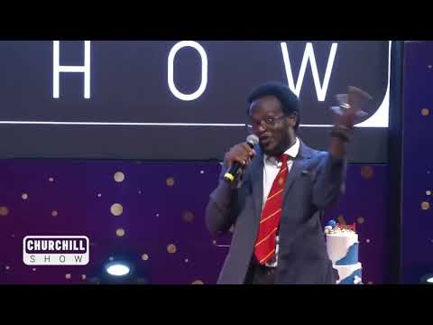 PROF HAMO SINGING KENNY ROGERS -THE GAMBLER  PERFORMANCE -AT CHURCHILL SHOW