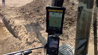 Excavator Cat 320 Next Gen - demo area @ Roadshow 2018, Bucuresti (II)