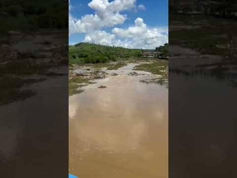 cheia no rio Capibaribe, salgadinho Pernambuco.