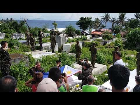 PA Reservist Burial given 21 gun salute