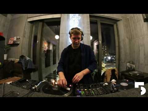 5букврадио - ellipse @ deficit 11oct2018