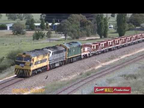 44204, B61 & 8049 - Canberra line ballast - November 2018