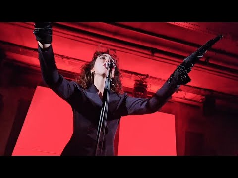 Jessica Winter live at The Lower Third London 