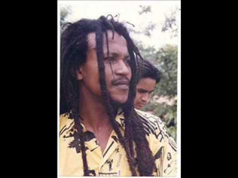 Kaya Racine Tatane - Pas Faire Moi Croire