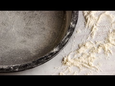 How to Prepare Cake Tins Cake Pans for Baking